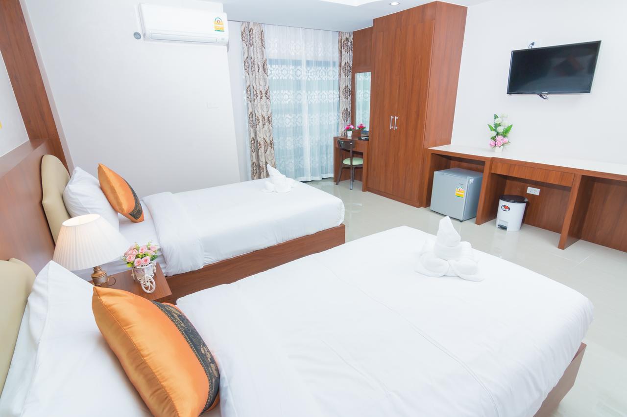 Samrong Garden Hotell Udon Thani Exteriör bild