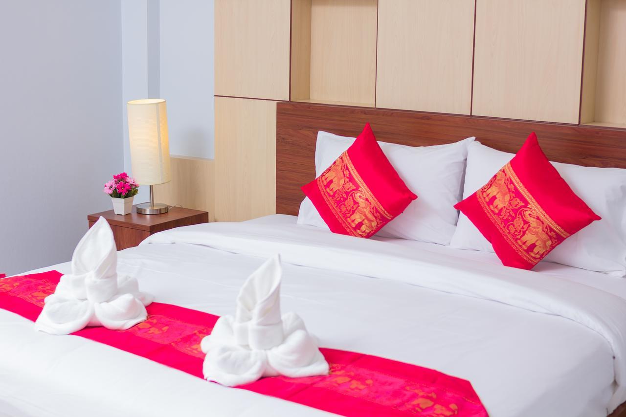 Samrong Garden Hotell Udon Thani Exteriör bild