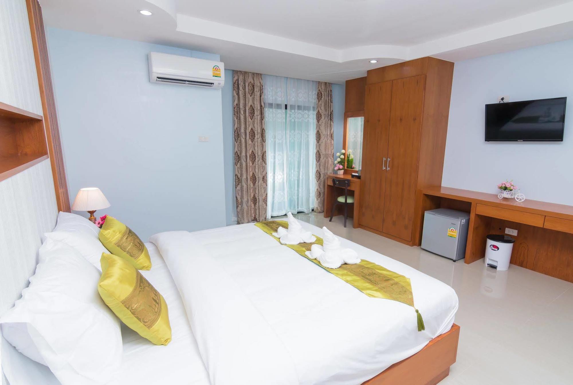 Samrong Garden Hotell Udon Thani Exteriör bild