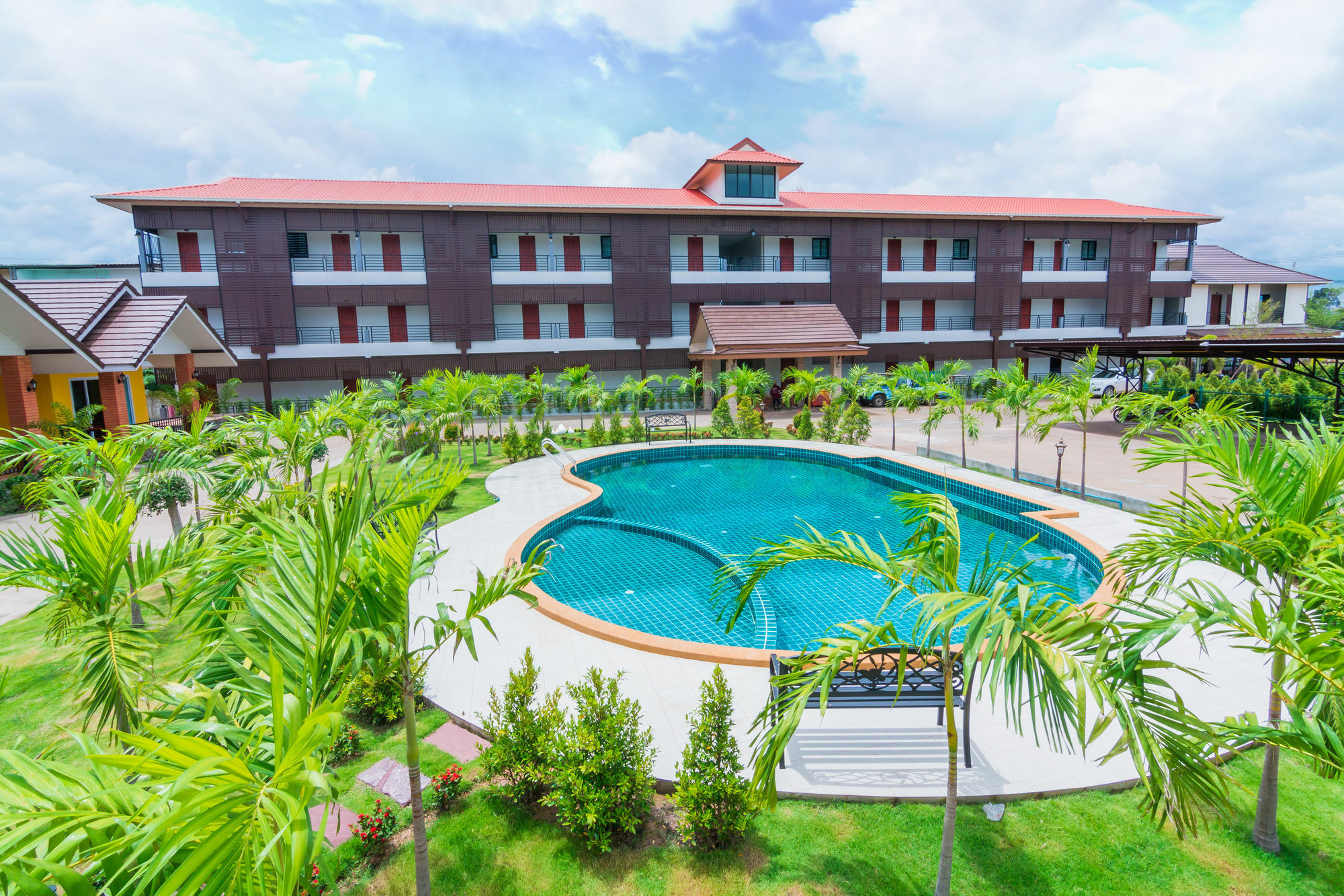 Samrong Garden Hotell Udon Thani Exteriör bild