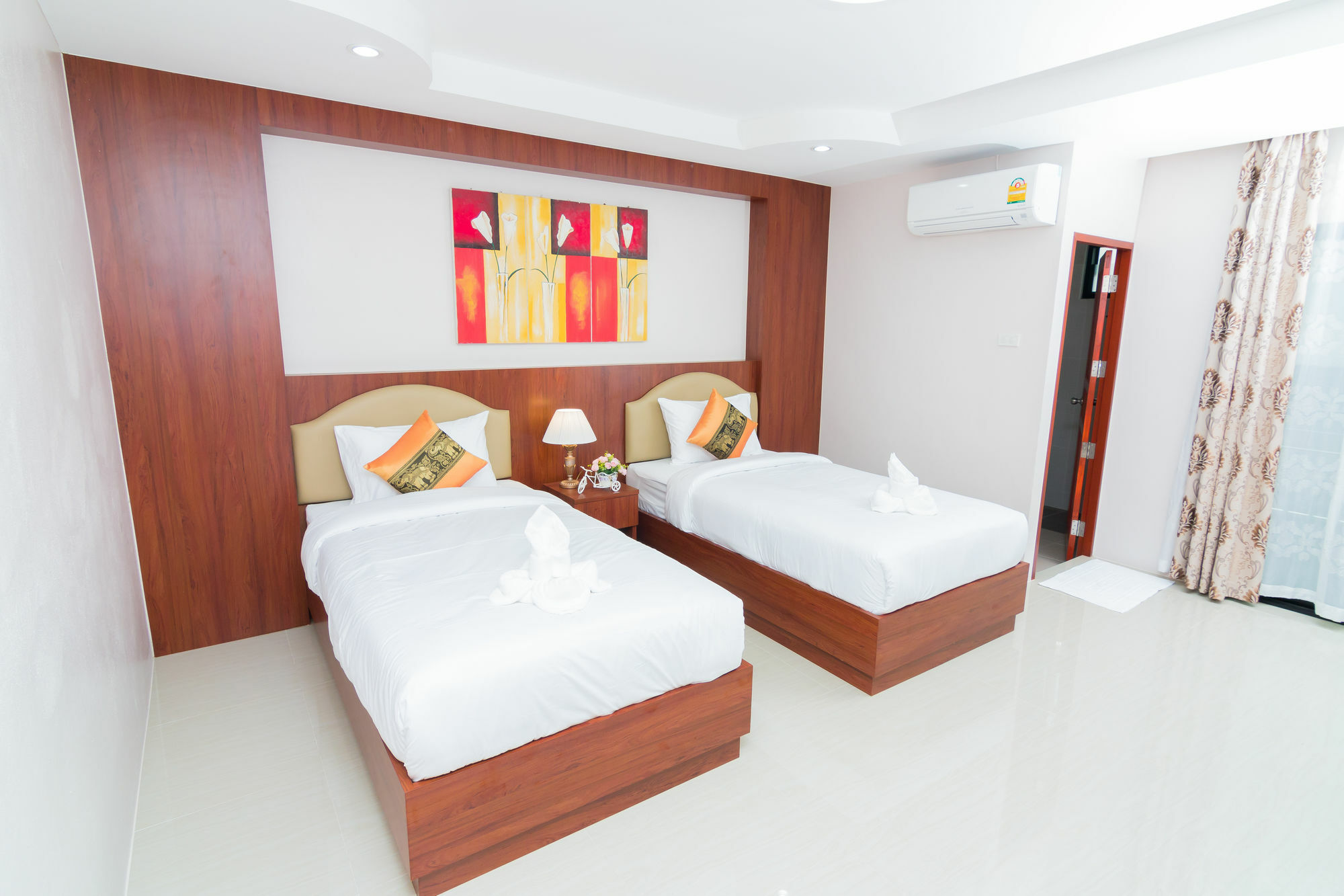 Samrong Garden Hotell Udon Thani Exteriör bild